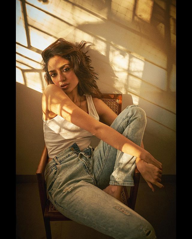 Steamy Looks Of Staggering Sobitha Dhulipala